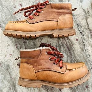 Toddler Boots size 9